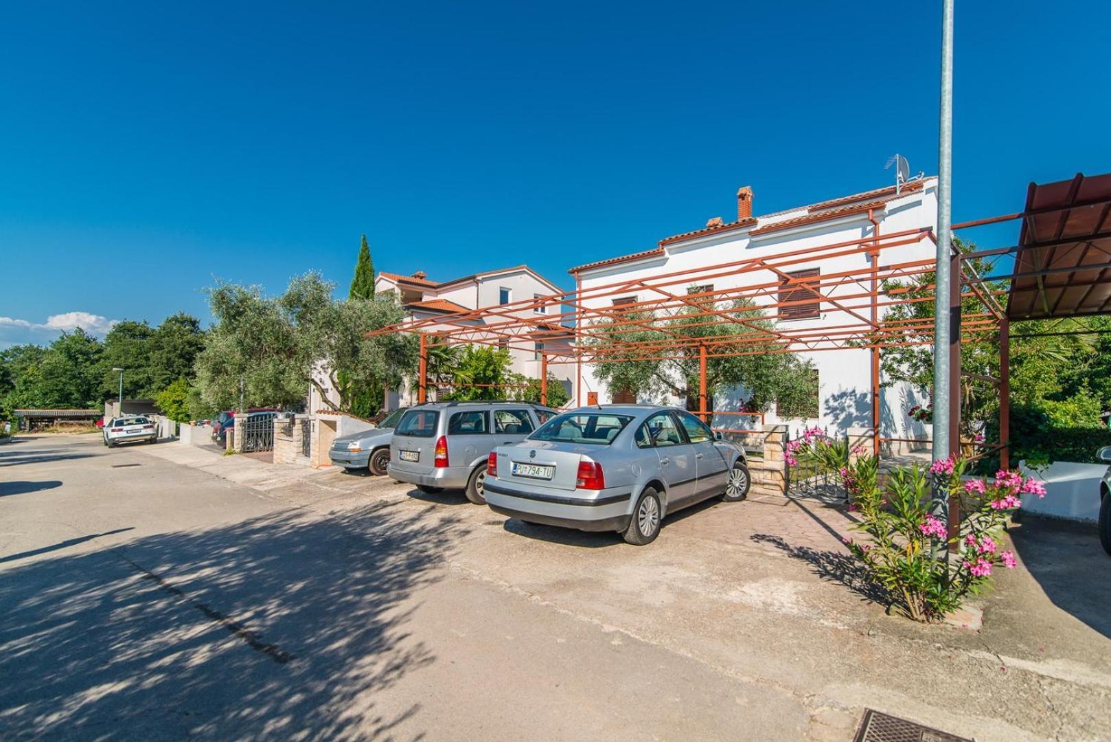 Apartments Dino Πόρετς Εξωτερικό φωτογραφία